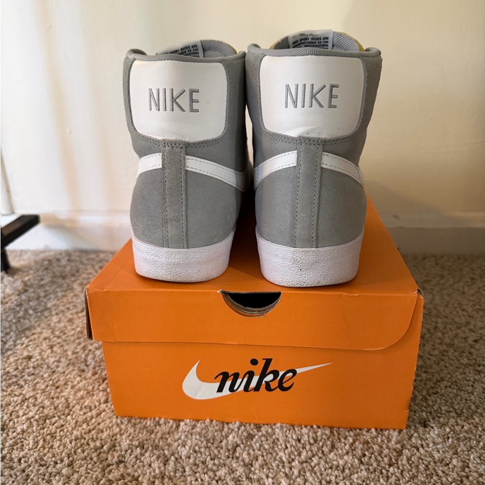 Nike Gray Blazer Mid ‘77 Suede Sneakers - Picture 2 of 5